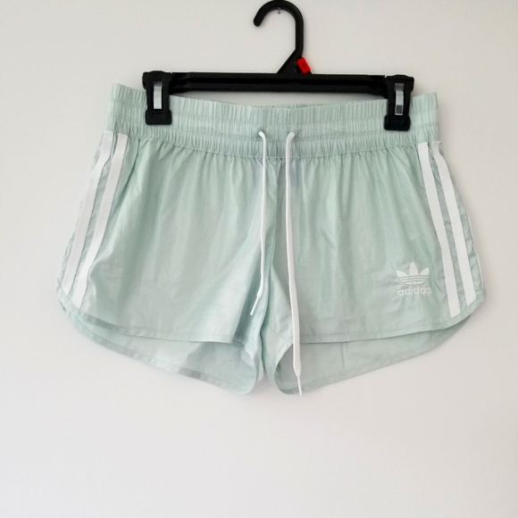 Adidas mint coloured slush shorts - Picture 1 of 1
